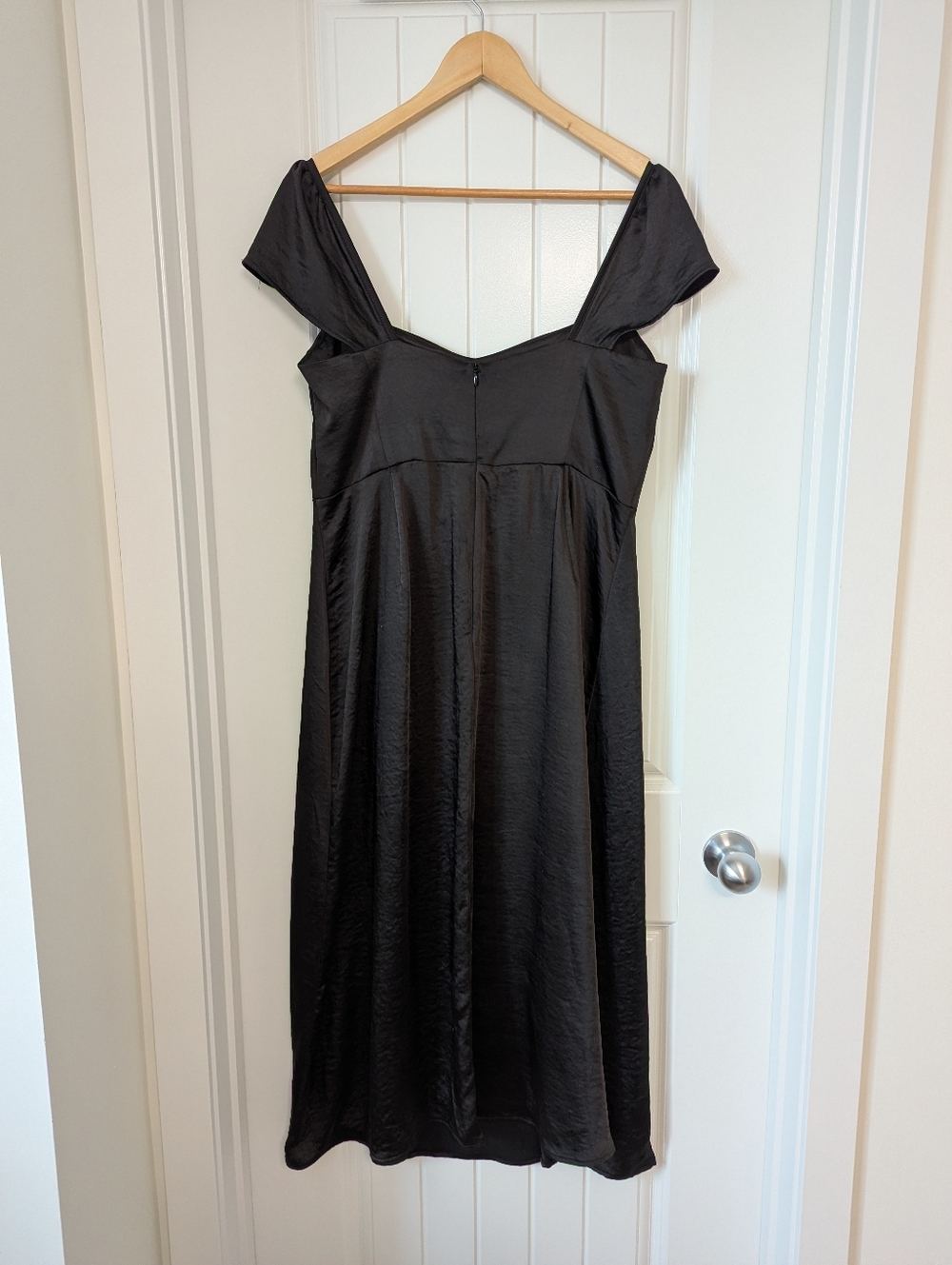 Park & Fifth Black Satin Long Evening Dress Size XL - Picture 4 of 8